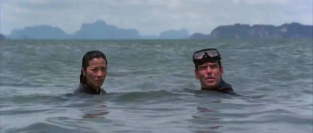 Tomorrow Never Dies 1997 Full Movie 300MB 700MB BRRip BluRay DVDrip DVDScr HDRip AVI MKV MP4 3GP Free Download pc movies