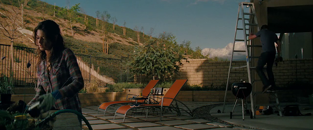 Splited 200mb Resumable Download Link For Movie The Apparition 2012 Download And Watch Online For Free