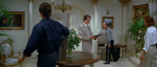 Licence To Kill 1989 Full Movie 300MB 700MB BRRip BluRay DVDrip DVDScr HDRip AVI MKV MP4 3GP Free Download pc movies