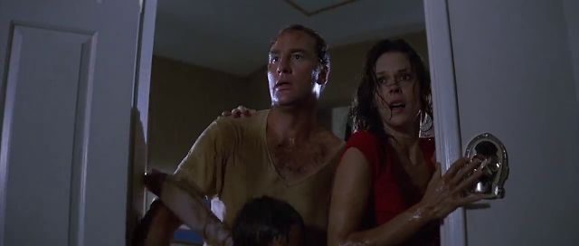 Poltergeist 1982 Full Movie 300MB 700MB BRRip BluRay DVDrip DVDScr HDRip AVI MKV MP4 3GP Free Download pc movies