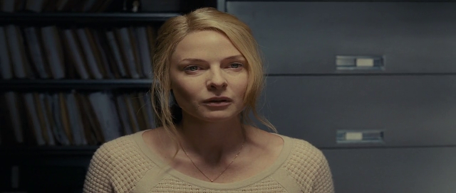 The Girl on the Train 2016 Full Movie 300MB 700MB BRRip BluRay DVDrip DVDScr HDRip AVI MKV MP4 3GP Free Download pc movies