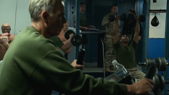 Whiskey Tango Foxtrot 2016 Full Movie 300MB 700MB BRRip BluRay DVDrip DVDScr HDRip AVI MKV MP4 3GP Free Download pc movies