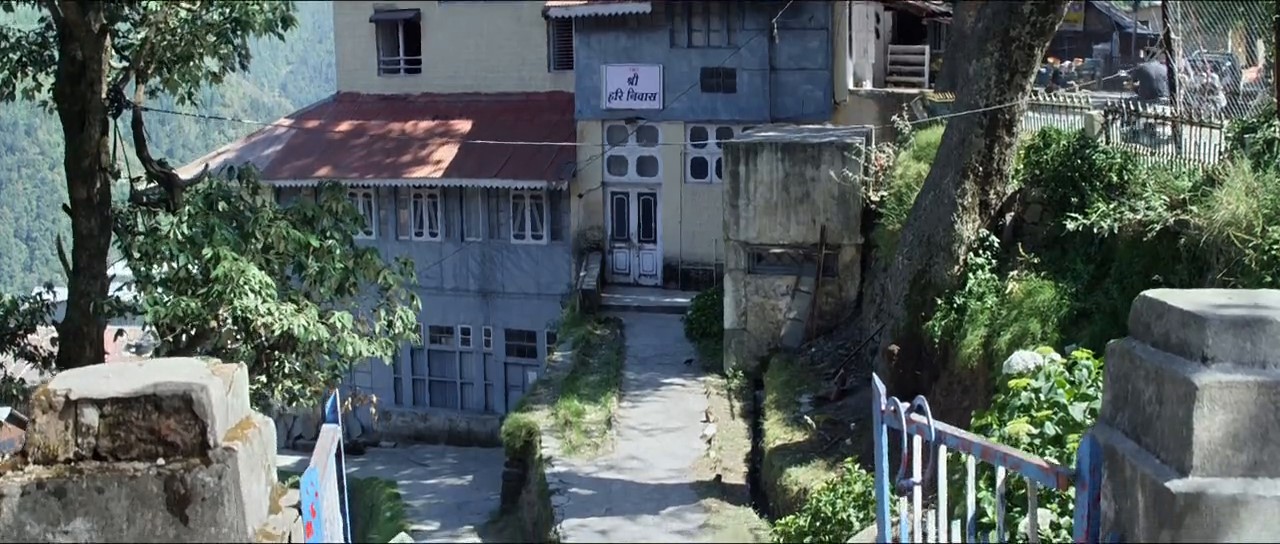 Single Resumable Download Link For Movie Monsoon 2015 Download And Watch Online For Free