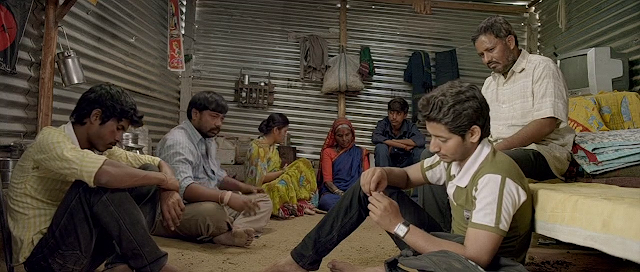 Sairat 2016 Full Movie 300MB 700MB BRRip BluRay DVDrip DVDScr HDRip AVI MKV MP4 3GP Free Download pc movies