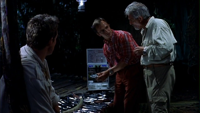 Arachnid 2001 Full Movie 300MB 700MB BRRip BluRay DVDrip DVDScr HDRip AVI MKV MP4 3GP Free Download pc movies