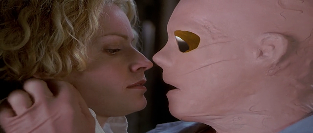 Hollow Man 2000 Full Movie Free Download And Watch Online In HD brrip bluray dvdrip 300mb 700mb 1gb